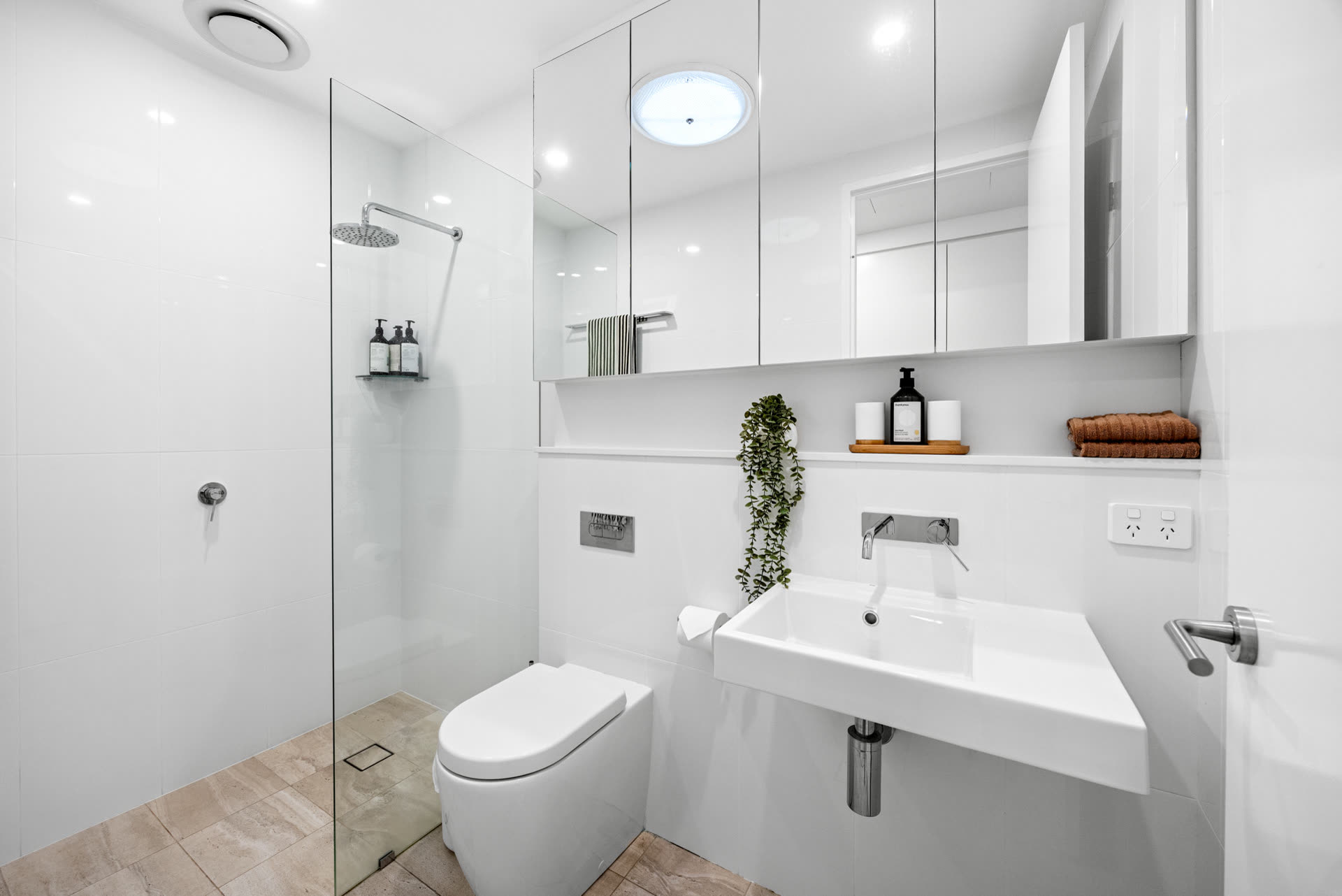 Ensuite