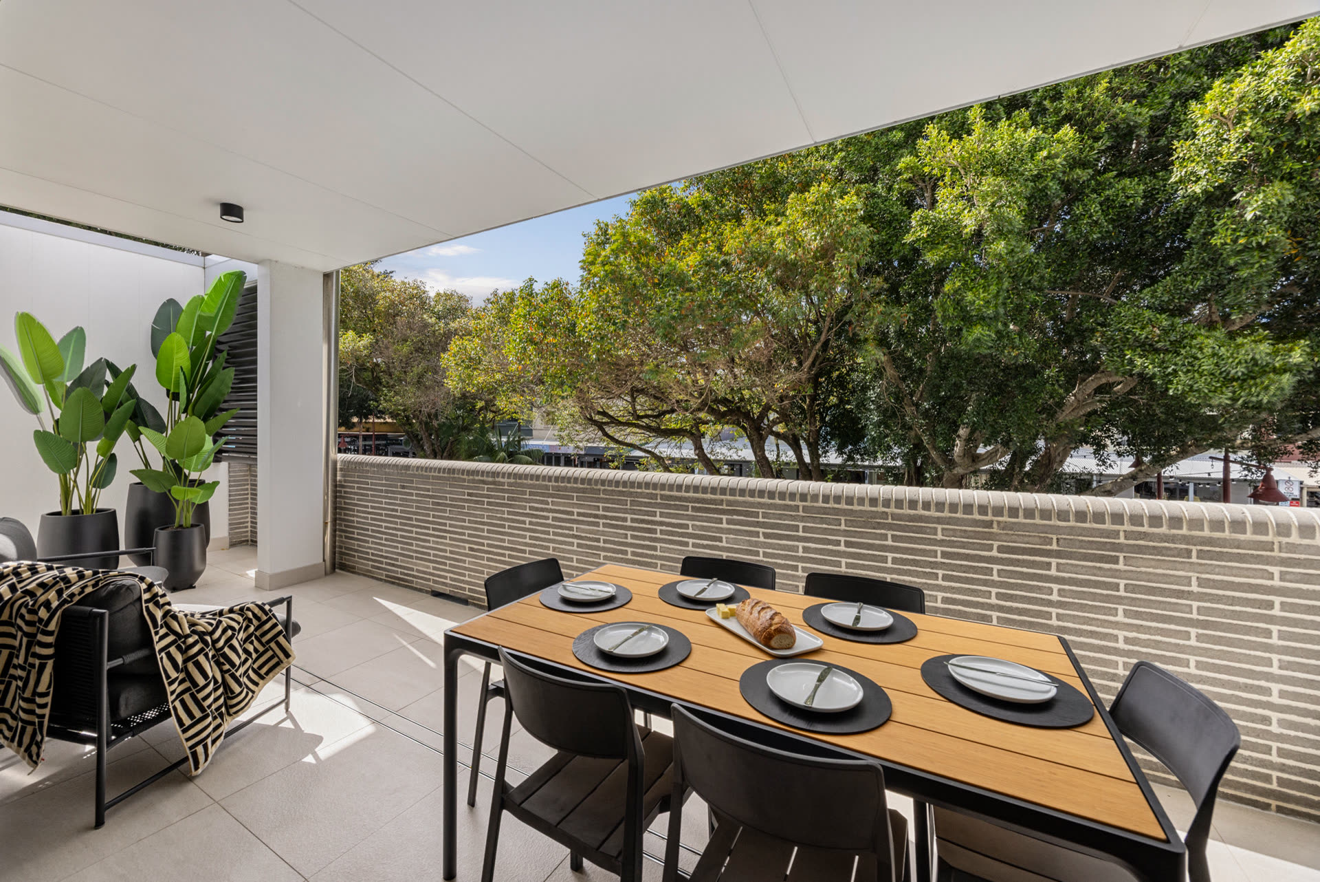 Outdoor terrace dining